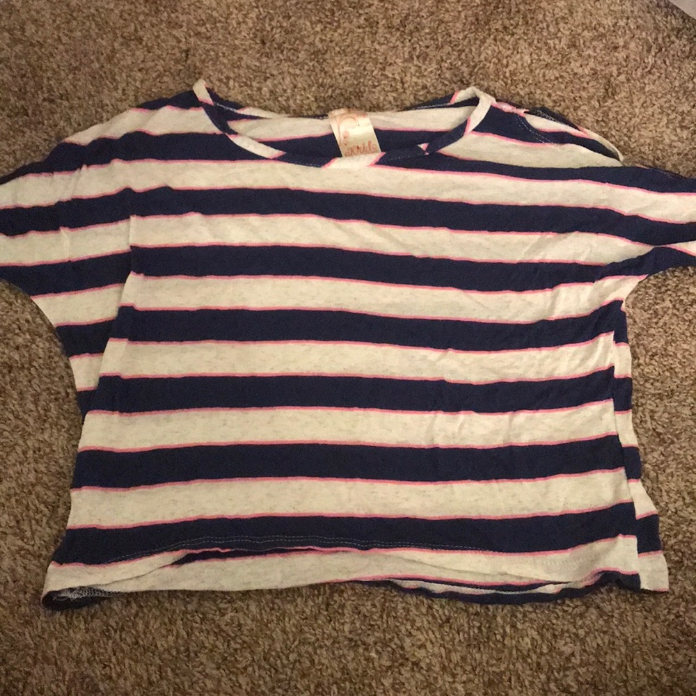 super cute striped top
